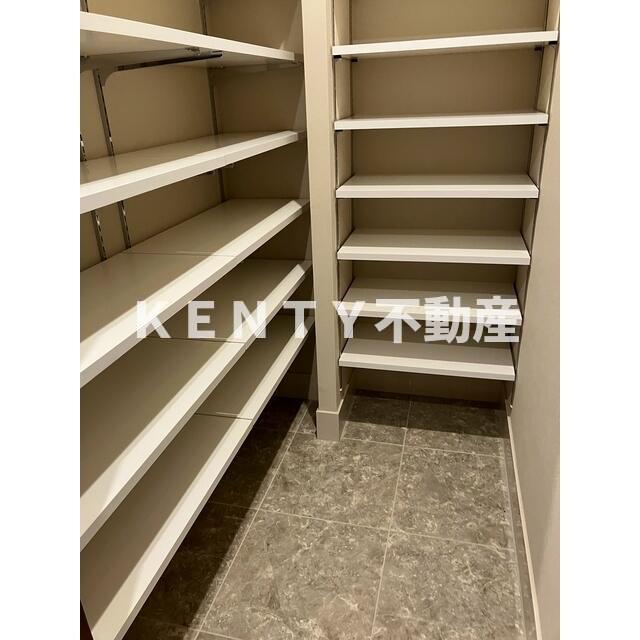 収納　別室参考写真