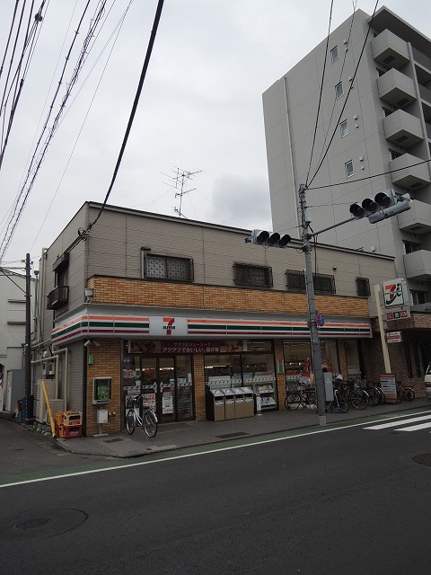 コンビニ　セブンイレブン「大田区羽田店」（コンビニ）まで367m
