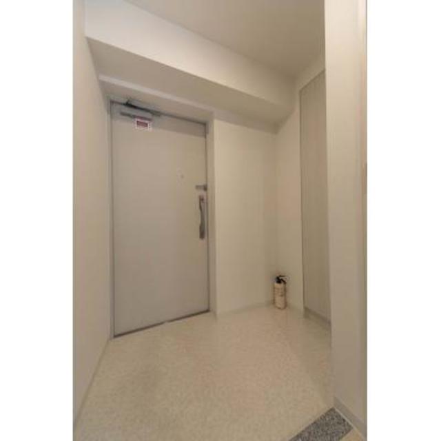 玄関　※写真は同タイプ住戸です。