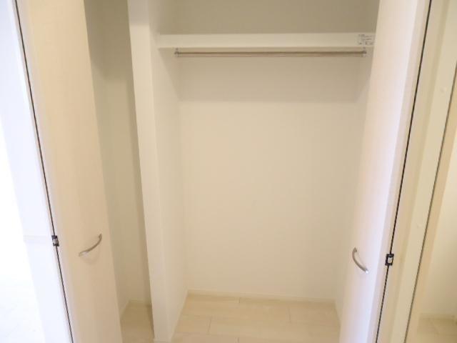 収納　※同タイプ部屋の写真です。