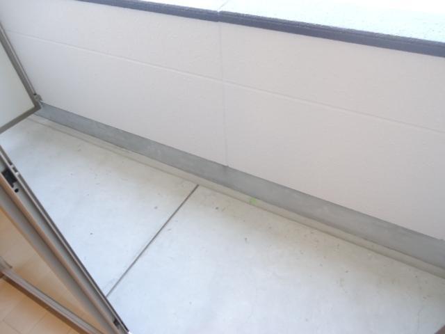 バルコニー　※同タイプ部屋の写真です。