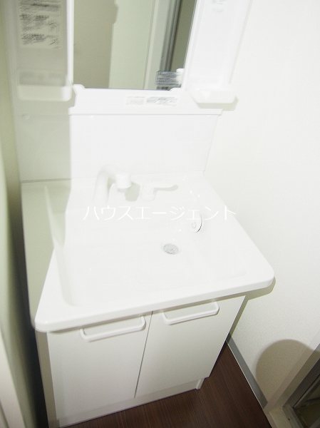 洗面設備　洗面台です。