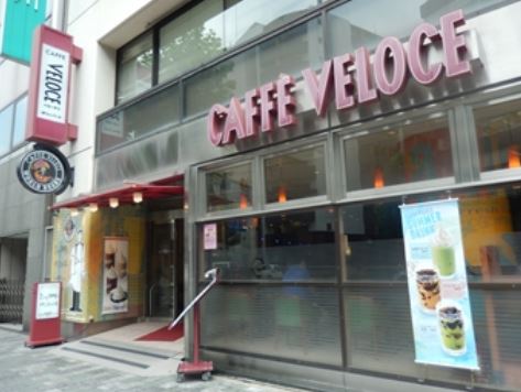 飲食店　カフェ・ベローチェ岩本町店（飲食店）まで259m