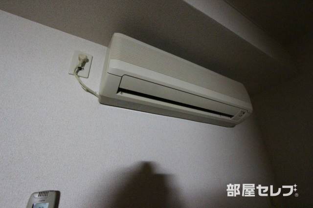 その他設備　エアコンで１年中快適ですね