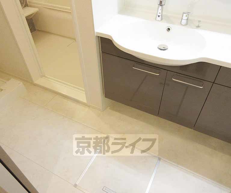 洗面設備　洗面所も広々してます。