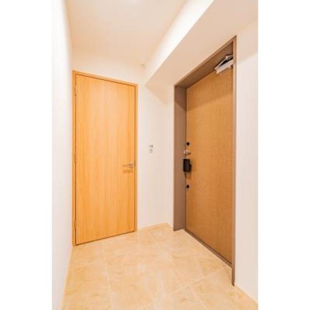 玄関　※写真は同タイプ住戸です。
