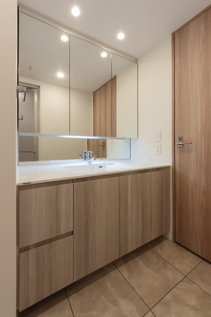洗面設備　※写真は同タイプ住戸です。