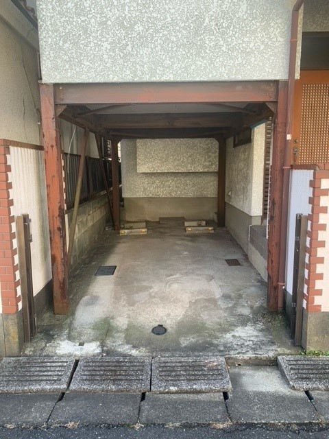 駐車場　駐車スペース