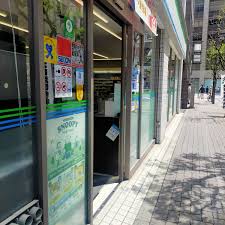 コンビニ　ファミリーマート 千代田小川町店（コンビニ）まで80m