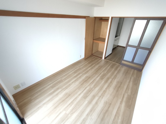 居室・リビング　※別部屋の写真です