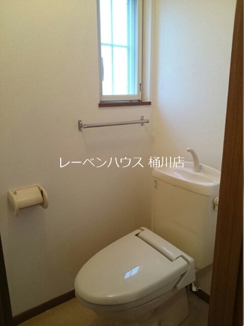 トイレ　レーベンハウス桶川店へ　048-787-5511