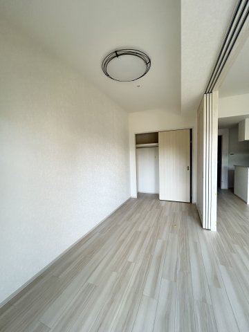 その他部屋・スペース　落ち着いて過ごせるお部屋なので、寝室にいかがでしょうか