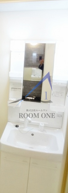 洗面設備　洗面台です。