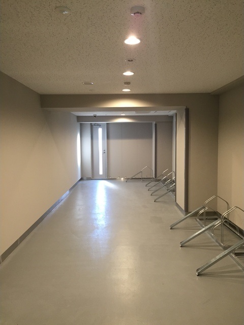 駐車場　モデルルーム