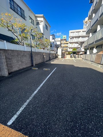 駐車場　駐車スペースもあります