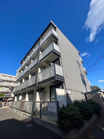 建物外観　外観は落ち着いています