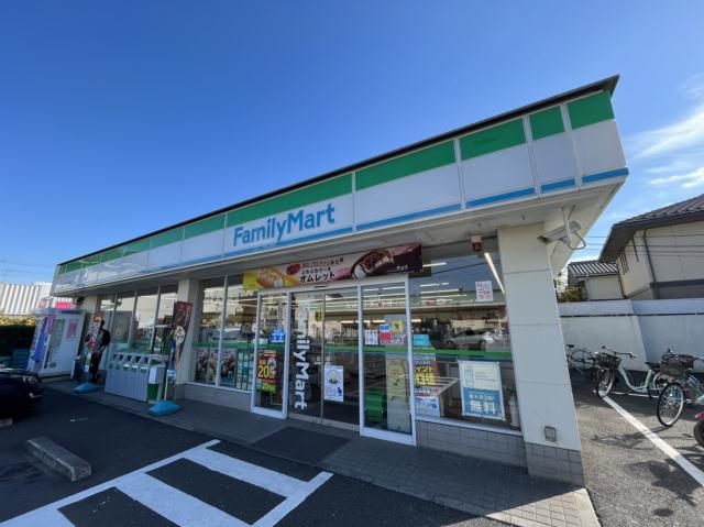 コンビニ　ファミリーマート大宮上小町店（コンビニ）まで356m