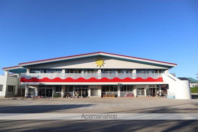 幼稚園・保育園　由良保育園（幼稚園・保育園）まで187m