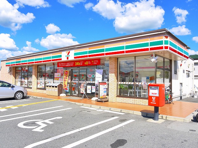 コンビニ　セブンイレブン　天理三昧田町店（コンビニ）まで386m