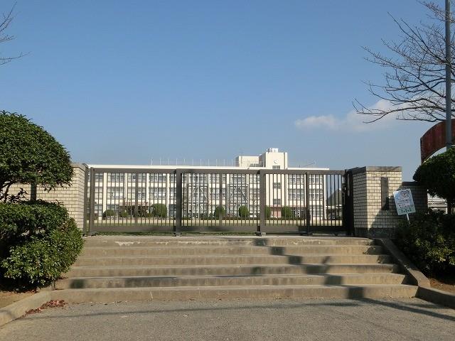 小学校　遠賀町立広渡小学校（小学校）まで860m
