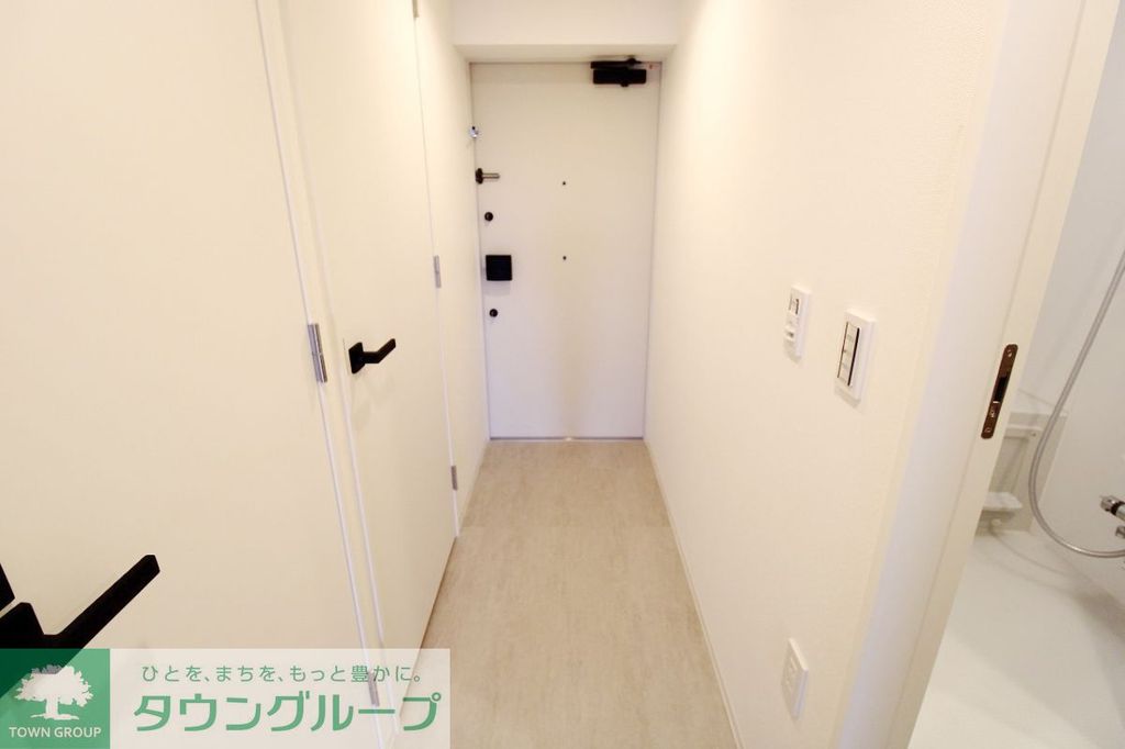 玄関　お部屋探しは株式会社　タウンハウジング　までお気軽にお問合…