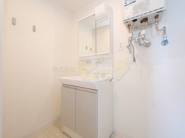 洗面設備　シャワードレッサー付きです！