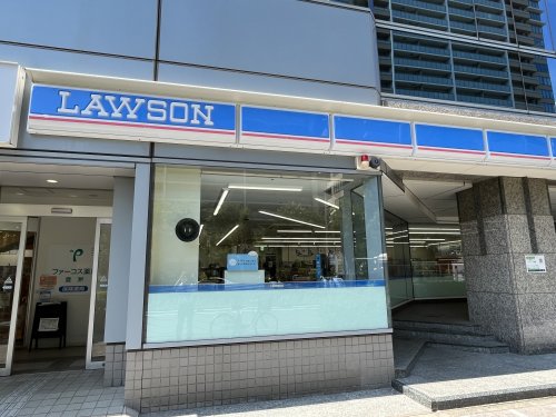 コンビニ　ローソン豊洲五丁目店（コンビニ）まで745m