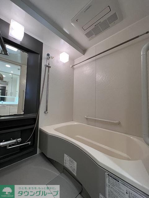 バス・シャワールーム　バス