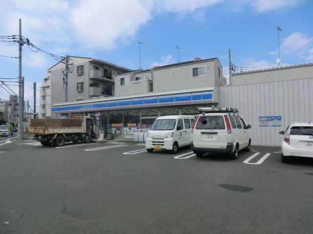 コンビニ　ローソン港北高田東一丁目店（コンビニ）まで79m