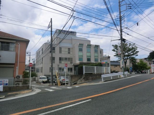 病院　医療法人すこやか高田中央病院（病院）まで890m