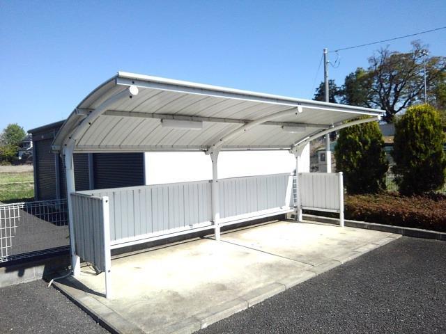 その他共有部分　屋根付き駐輪場