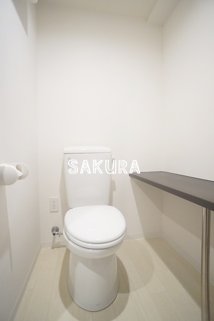 トイレ　落ち着いた色調のトイレです♪