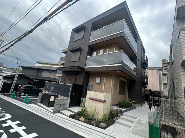 建物外観　高級感ある外観