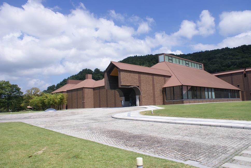 その他　福島県立美術館（その他）まで750m