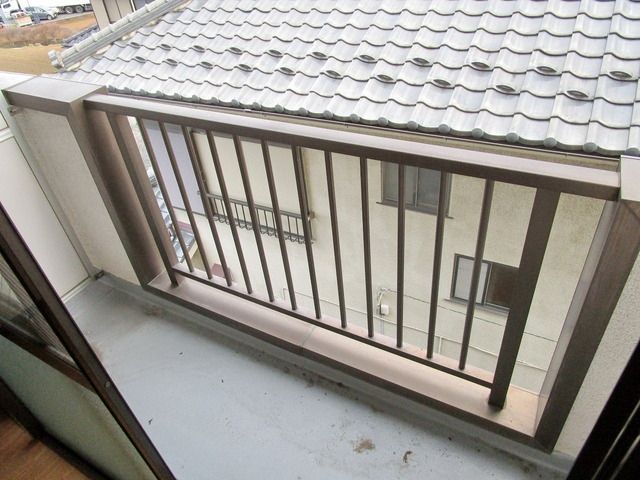 バルコニー　同物件他号室の写真です