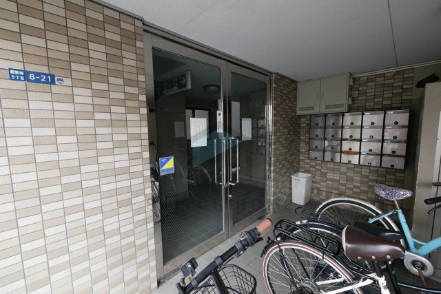エントランス　毎日通るエントランスはこのようになっています