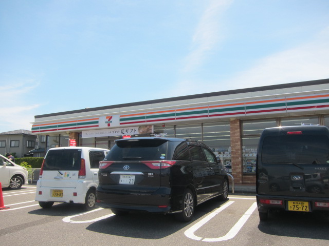 コンビニ　セブンイレブン 新潟丸山店（コンビニ）まで370m