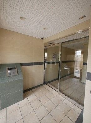 セキュリティ　安心のオートロック完備☆