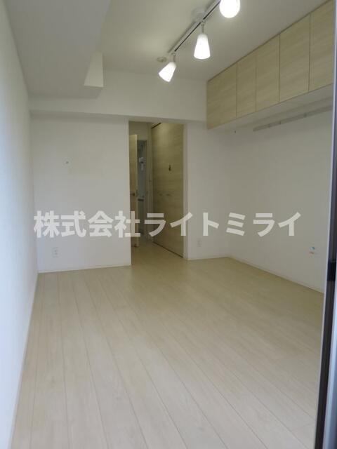 居室・リビング　?