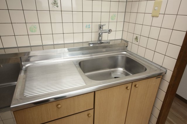 キッチン　別部屋同間取りのお写真となります。参考にご覧くださいませ。現