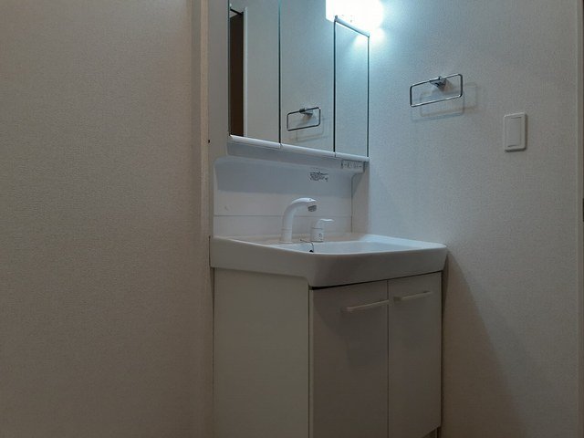 洗面設備　忙しい朝には欠かせない洗面所です