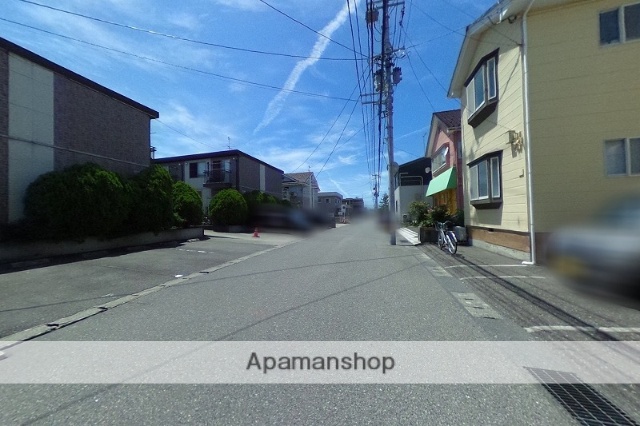 その他　前面道路（その他）まで0m