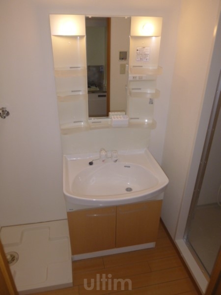 洗面設備　別の部屋の写真