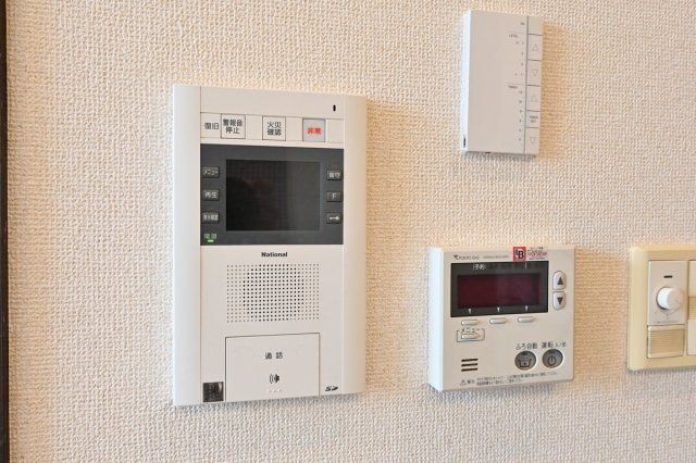 セキュリティ　モニター付きインターホン！