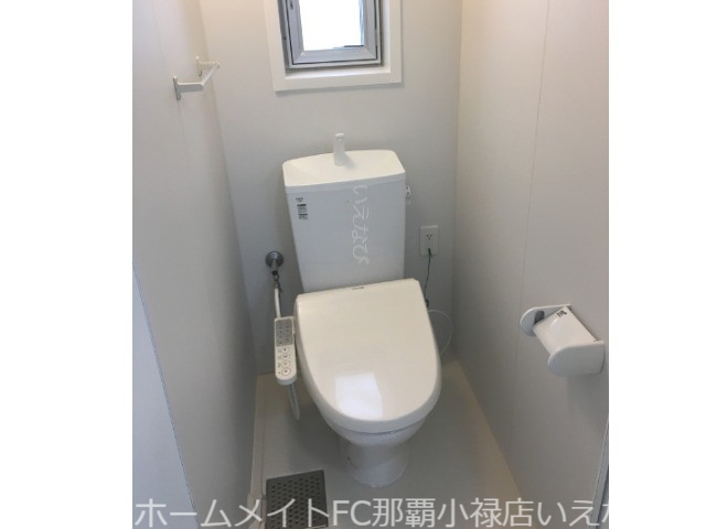 トイレ　※別部屋の室内画像です