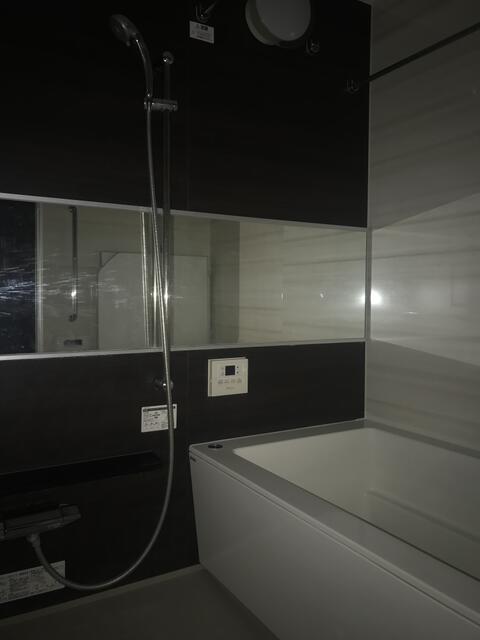 バス・シャワールーム　同マンションの別部屋の参考写真