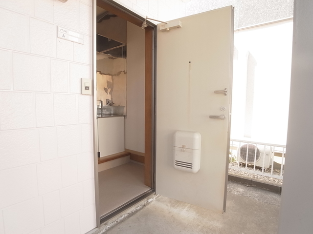 玄関　玄関