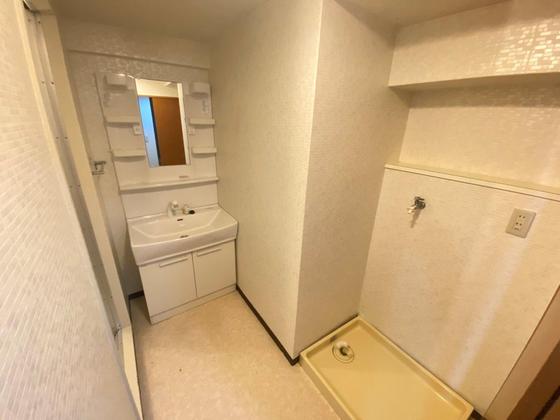 洗面設備　※別部屋の写真です