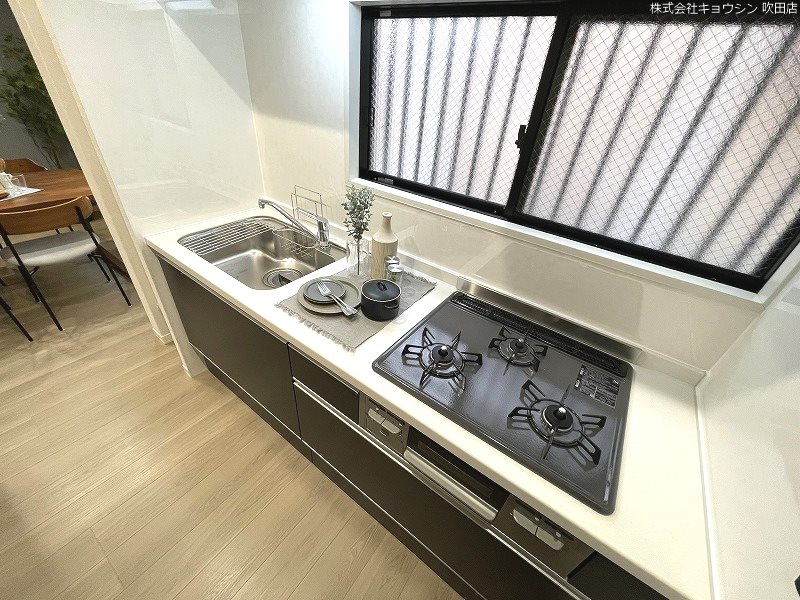 キッチン　モデルルーム※家具はつきません。