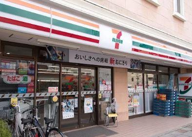 コンビニ　セブンイレブン 板橋大谷口上町店（コンビニ）まで2m